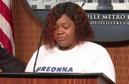 Breonna Taylor: Kentucky city nervous in front of investigator choice 